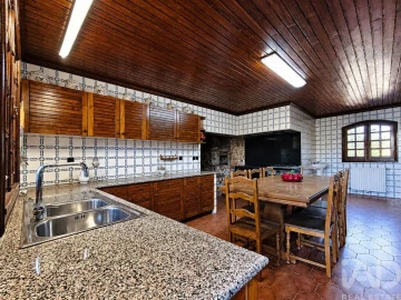 Moradia T4 para Venda em Alvarães