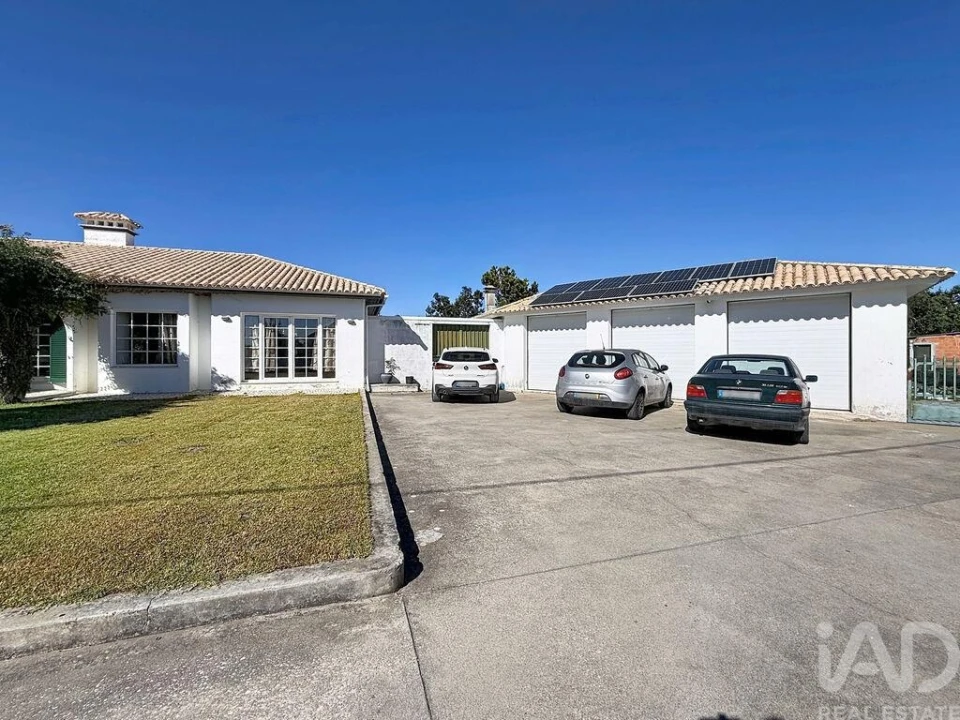 Moradia T4 para Venda em Marinha Grande Foto 31
