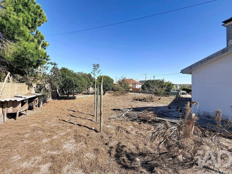 Moradia T4 para Venda em Marinha Grande Foto 37