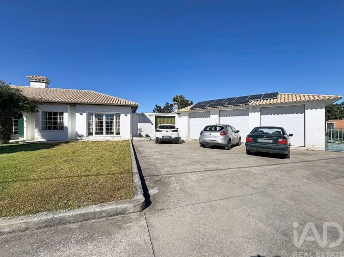 Moradia T4 para Venda em Marinha Grande Foto 31