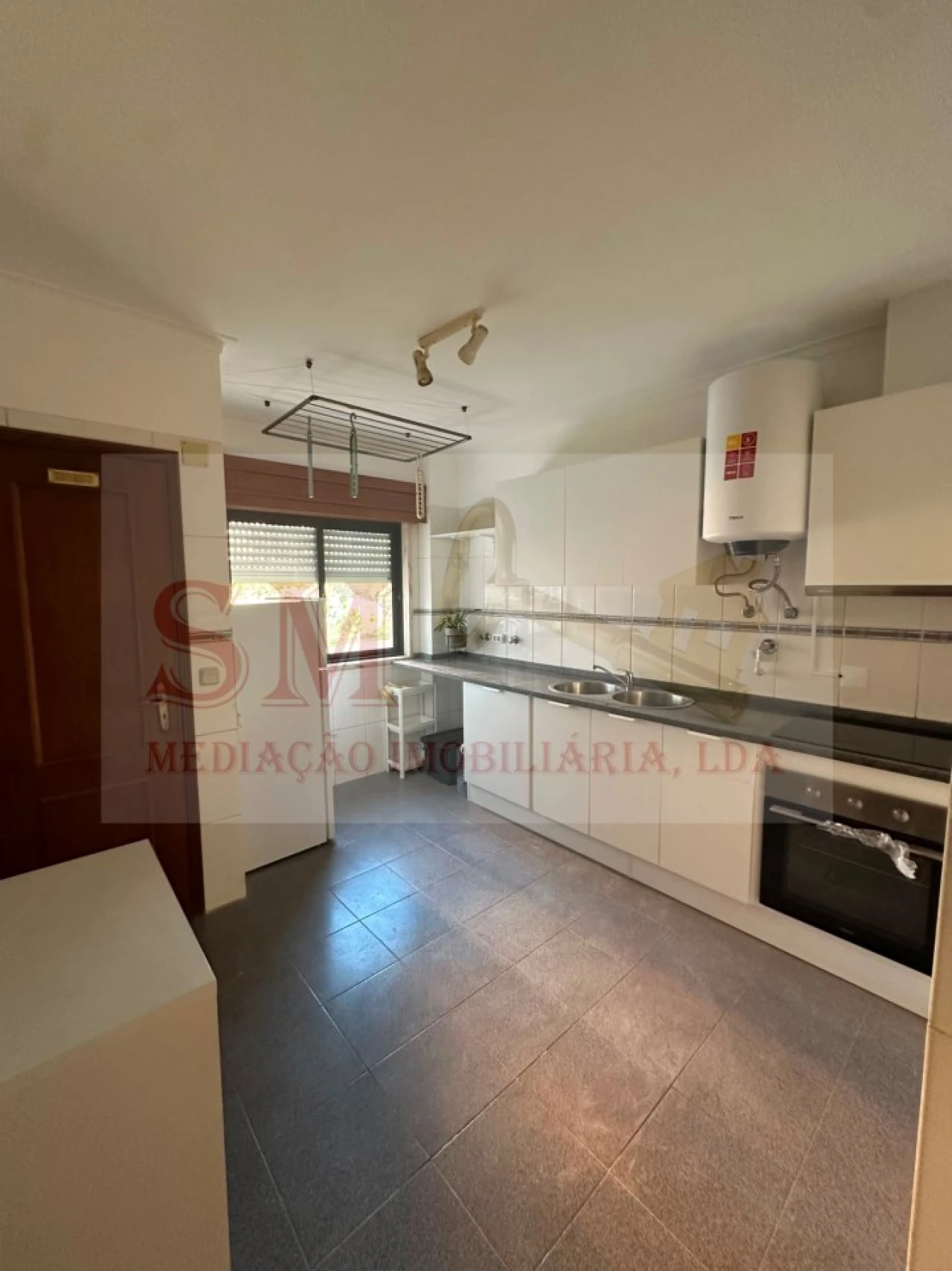 Apartamento T1 para Arrendamento em Cacém e São Marcos Foto 3