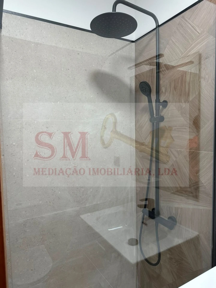 Apartamento T1 para Arrendamento em Cacém e São Marcos Foto 8