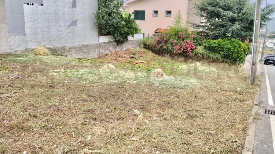 Terreno para Venda em Gondomar (São Cosme), Valbom e Jovim