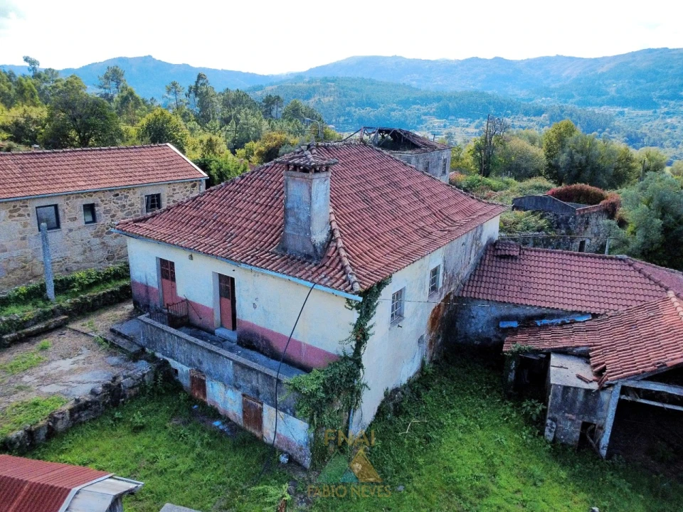 Moradia T3 para Venda em Vilela, São Cosme e São Damião e Sá Foto 2