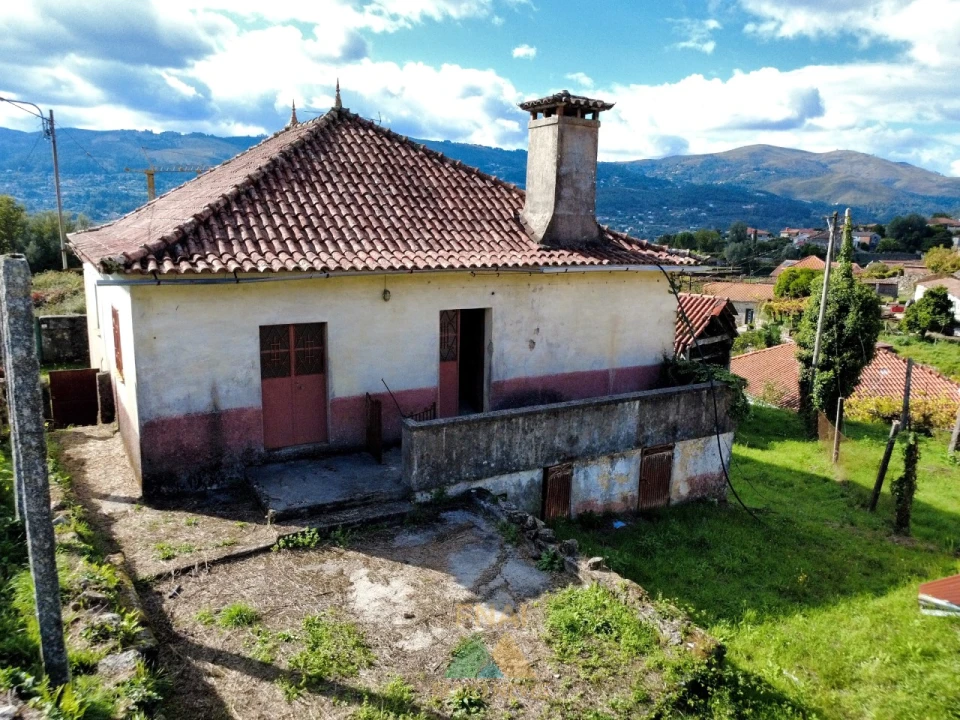 Moradia T3 para Venda em Vilela, São Cosme e São Damião e Sá Foto 1