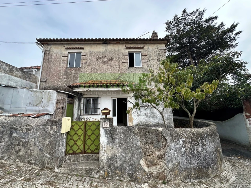 Moradia T2 para Venda em Rio de Mouro Foto 5