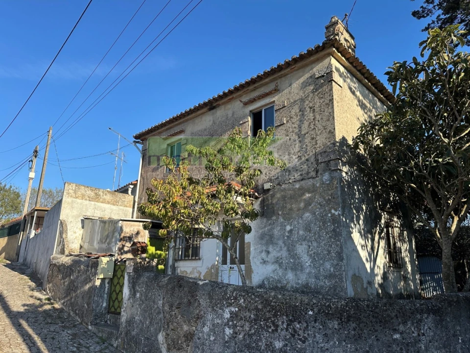 Moradia T2 para Venda em Rio de Mouro Foto 3