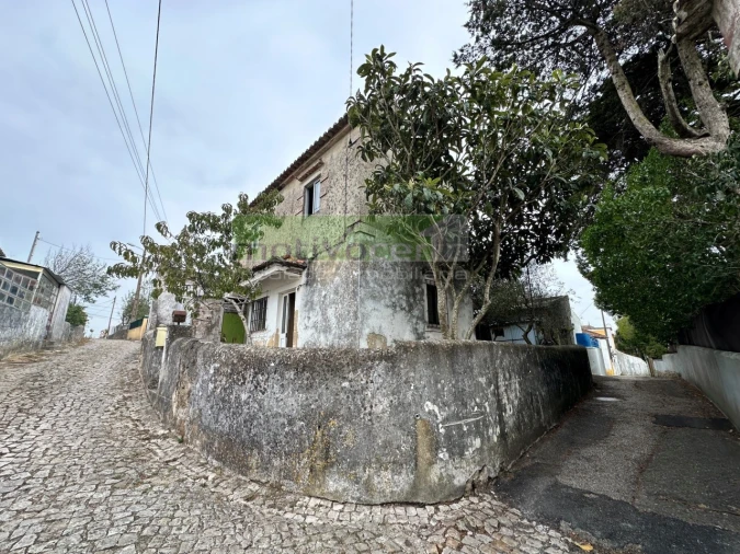 Moradia T2 para Venda em Rio de Mouro Foto 7