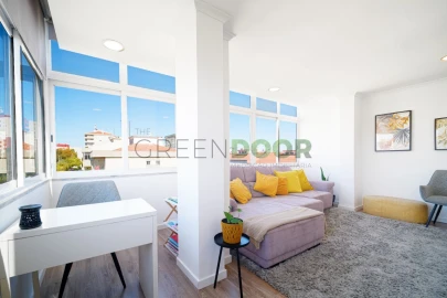 Apartamento T3 para Venda em Corroios