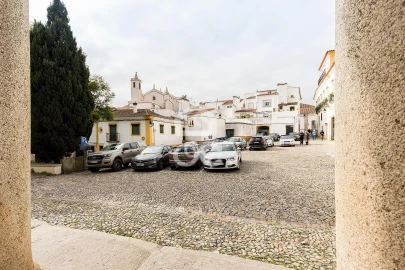 Moradia T3 para Venda em Évora (São Mamede, Sé, São Pedro e Santo Antão)