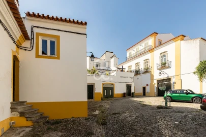 Moradia T3 para Venda em Évora (São Mamede, Sé, São Pedro e Santo Antão)