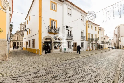 Moradia T3 para Venda em Évora (São Mamede, Sé, São Pedro e Santo Antão)