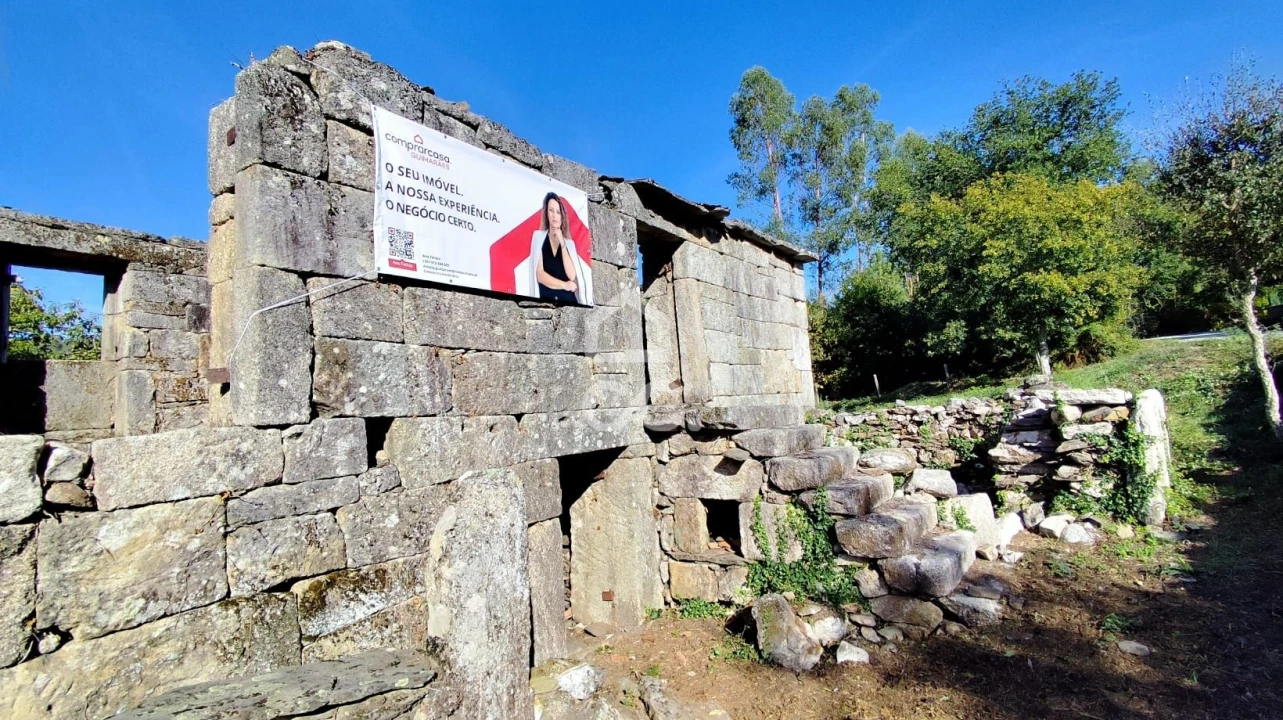 Terreno para Venda em Arca e Varzielas Foto 2