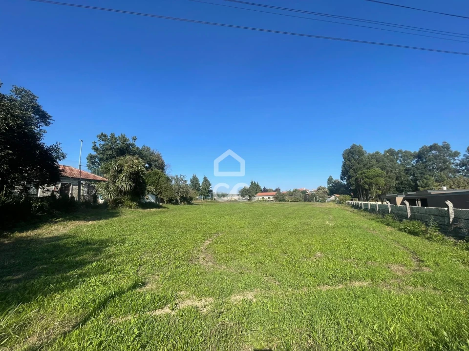 Terreno para Venda em Areias, Sequeirô, Lama e Palmeira Foto 3