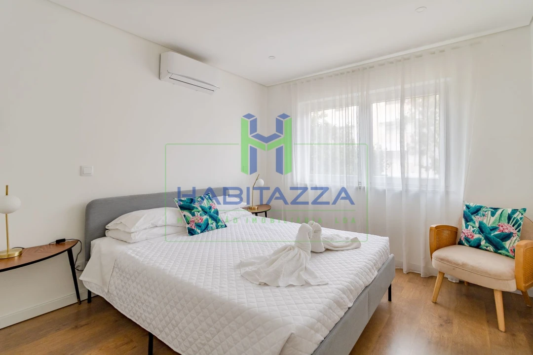Apartamento T3 para Arrendamento em Lagos (São Sebastião e Santa Maria) Foto 23
