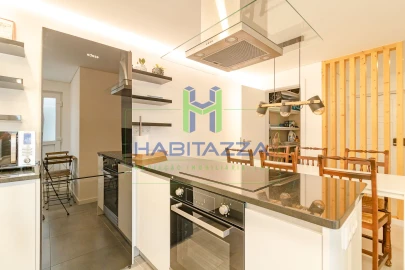 Apartamento T3 para Arrendamento em Lagos (São Sebastião e Santa Maria)