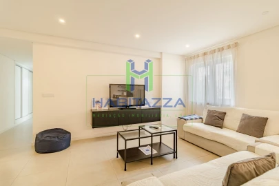 Apartamento T3 para Arrendamento em Lagos (São Sebastião e Santa Maria)