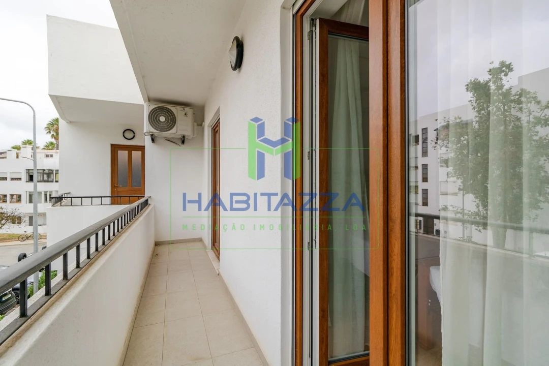 Apartamento T3 para Arrendamento em Lagos (São Sebastião e Santa Maria) Foto 22