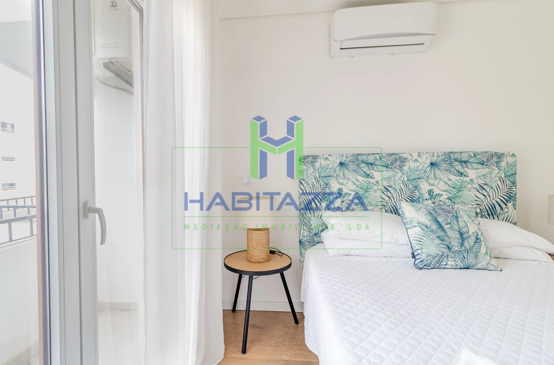 Apartamento T3 para Arrendamento em Lagos (São Sebastião e Santa Maria) Foto 17