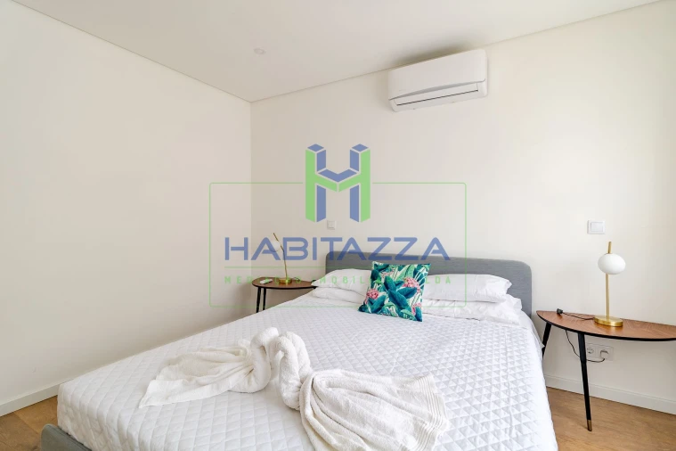 Apartamento T3 para Arrendamento em Lagos (São Sebastião e Santa Maria) Foto 25