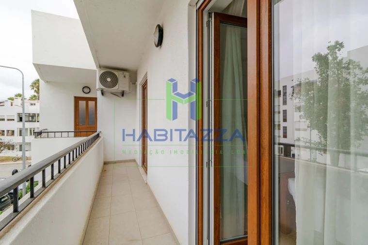 Apartamento T3 para Arrendamento em Lagos (São Sebastião e Santa Maria) Foto 22