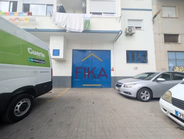 Negócio para Arrendamento em Almada, Cova da Piedade, Pragal e Cacilhas