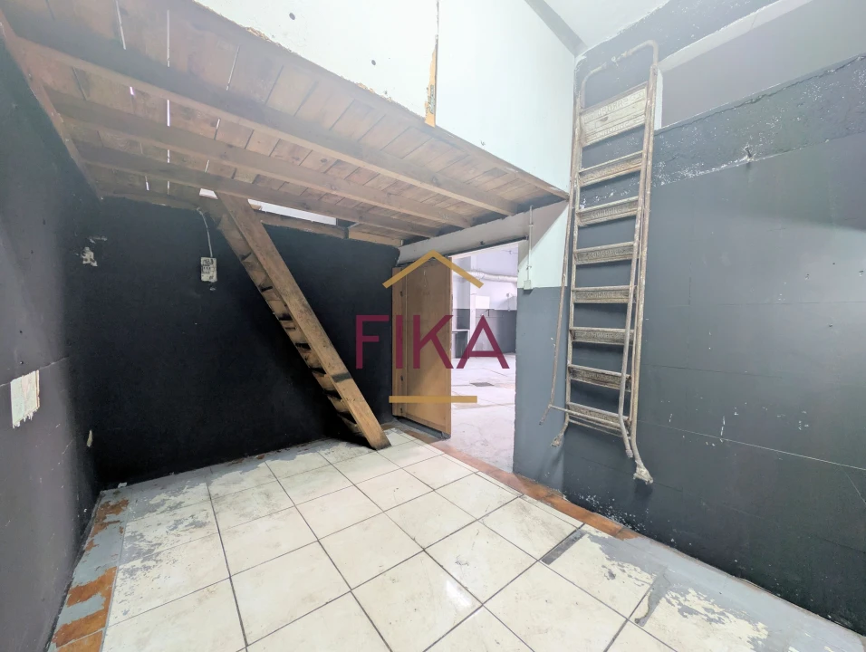 Negócio para Arrendamento em Almada, Cova da Piedade, Pragal e Cacilhas Foto 10