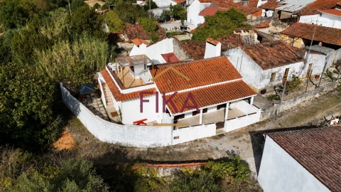 Moradia T2 para Venda em Achete, Azoia de Baixo e Póvoa de Santarém