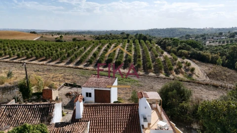 Moradia T2 para Venda em Achete, Azoia de Baixo e Póvoa de Santarém