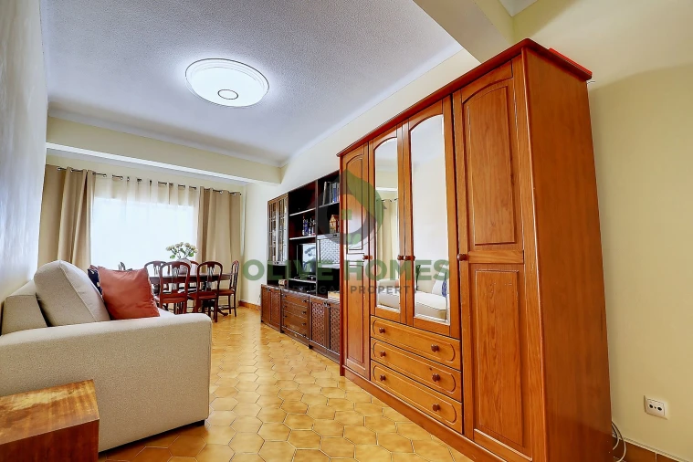 Apartamento T2 para Venda em Quarteira Foto 2