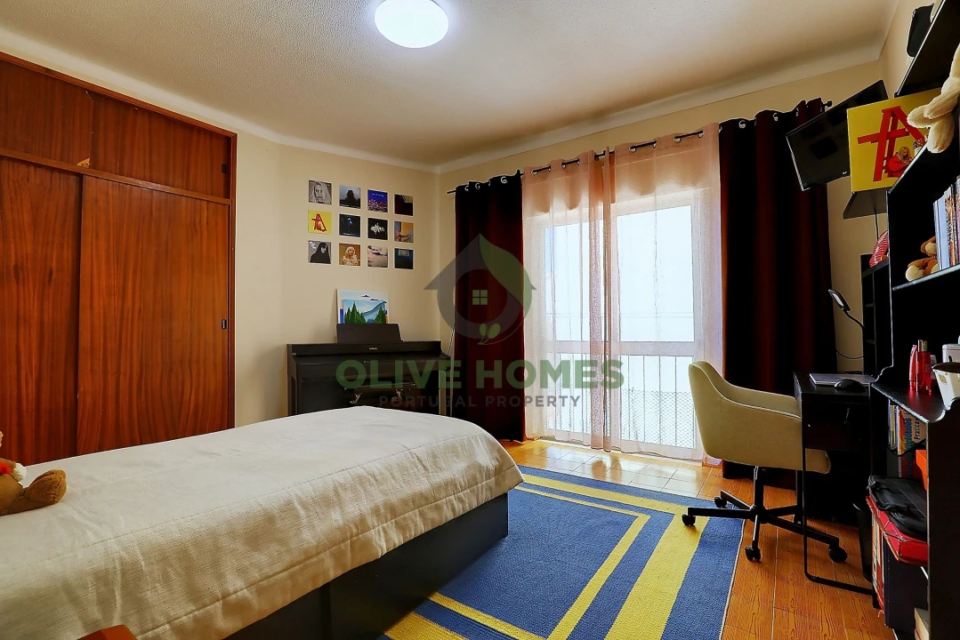 Apartamento T2 para Venda em Quarteira Foto 10