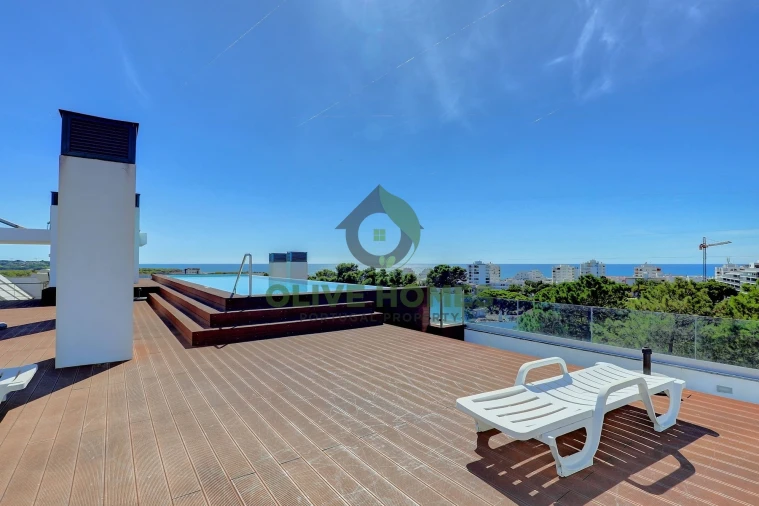 Apartamento T3 para Venda em Quarteira Foto 41