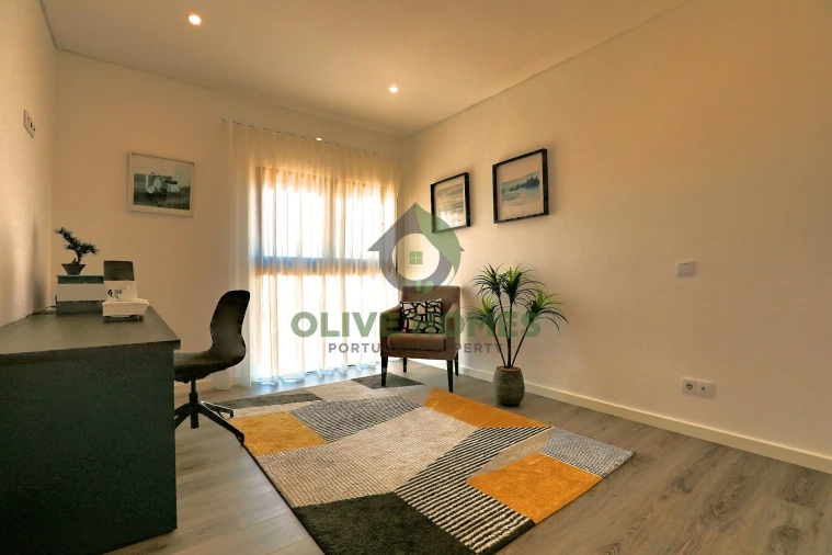 Apartamento T3 para Venda em Quarteira Foto 29