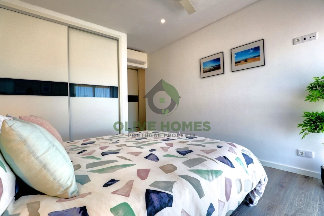 Apartamento T3 para Venda em Quarteira Foto 26