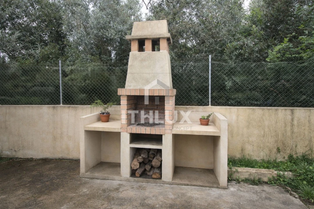 Moradia T4 para Venda em Santa Barbara de Nexe Foto 24