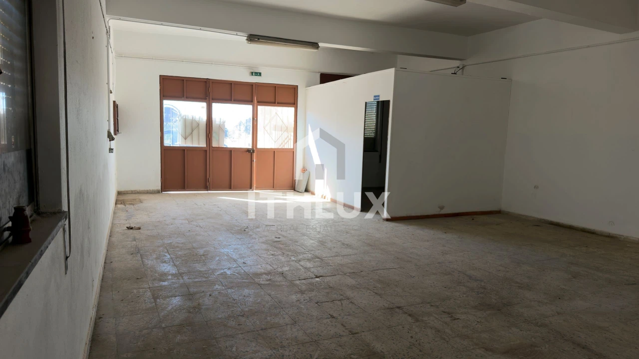 Armazém para Venda em Pechão Foto 15