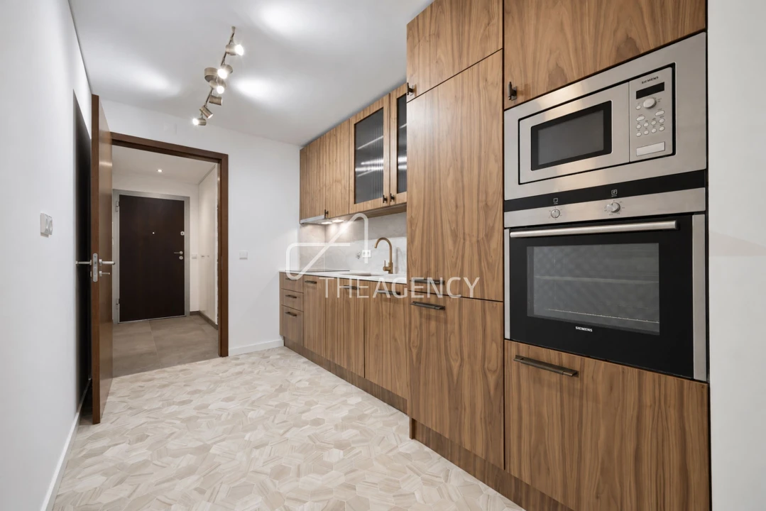 Apartamento T2 para Venda em Quarteira Foto 13