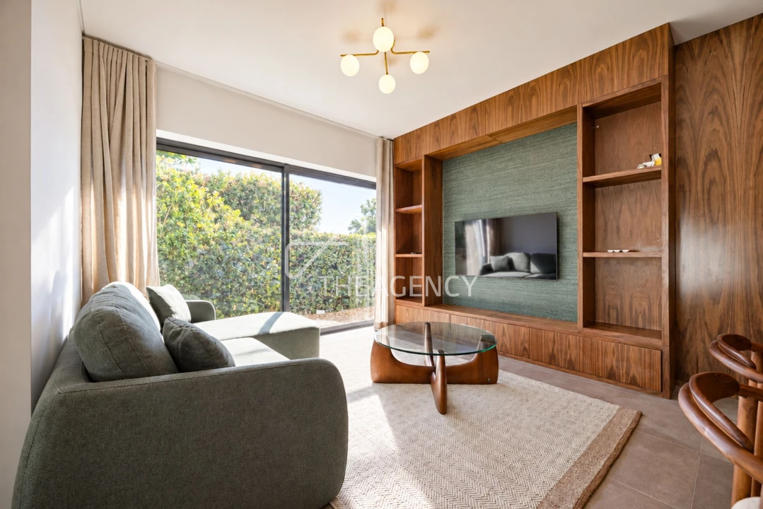 Apartamento T2 para Venda em Quarteira Foto 4