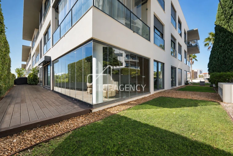 Apartamento T2 para Venda em Quarteira Foto 21