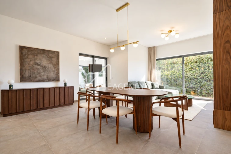 Apartamento T2 para Venda em Quarteira Foto 3