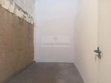 Moradia para Venda em Lagos (São Sebastião e Santa Maria)