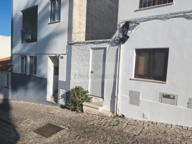 Moradia para Venda em Lagos (São Sebastião e Santa Maria) Foto 2