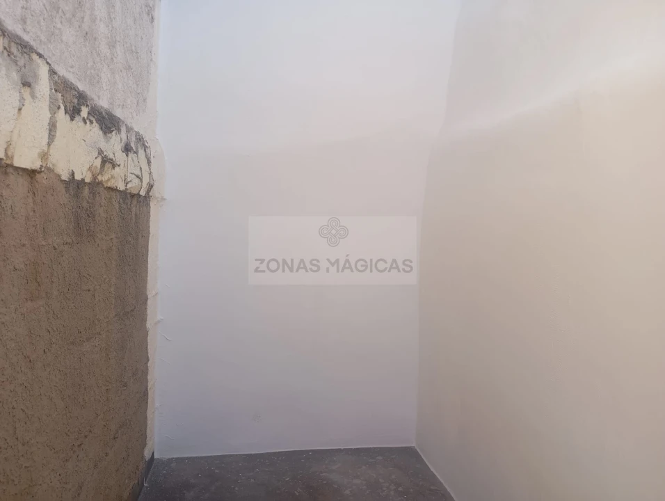Moradia para Venda em Lagos (São Sebastião e Santa Maria) Foto 6