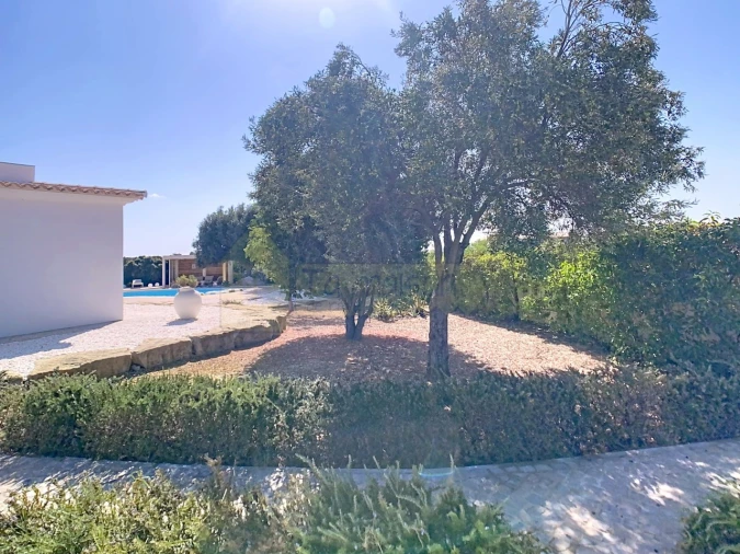Moradia T3 para Venda em Quelfes Foto 6