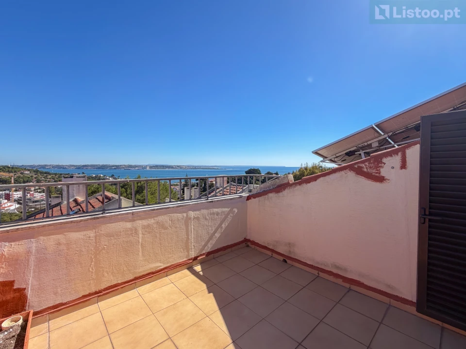 Moradia T4 para Venda em Oeiras e São Julião da Barra, Paço de Arcos e Caxias Foto 3