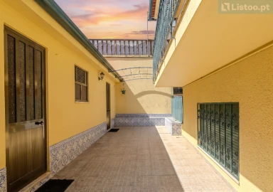 Moradia T3 para Venda em Fânzeres e São Pedro da Cova