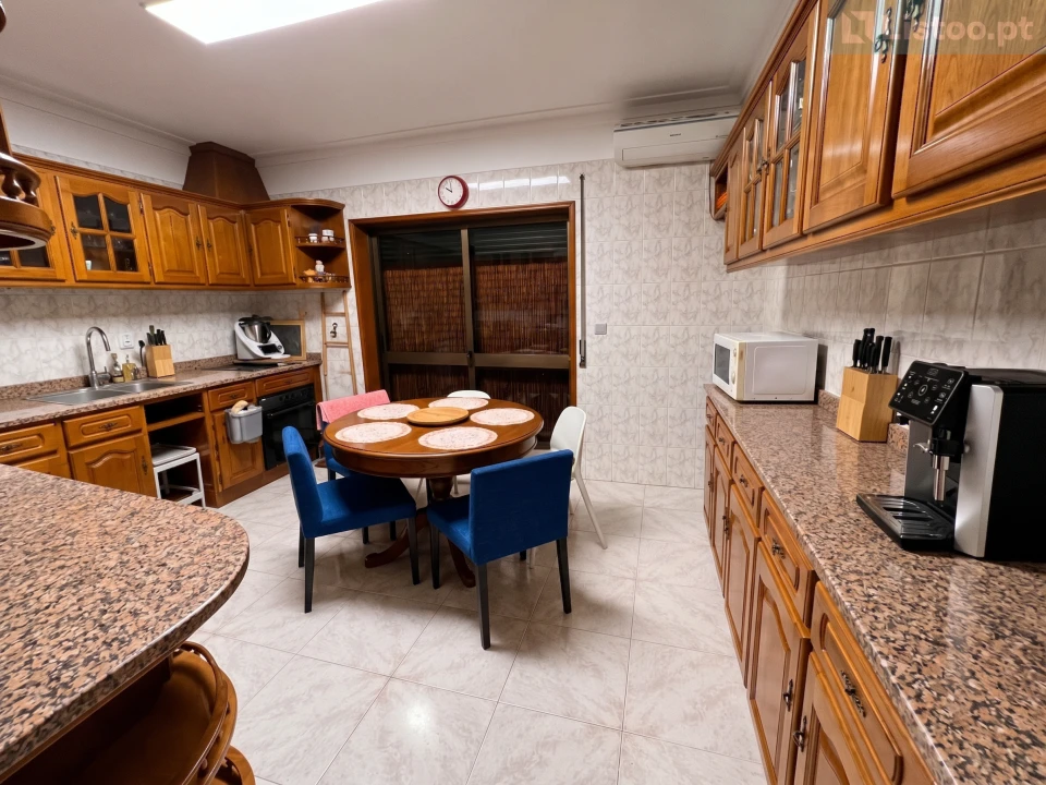Moradia T3 para Venda em Fânzeres e São Pedro da Cova Foto 6