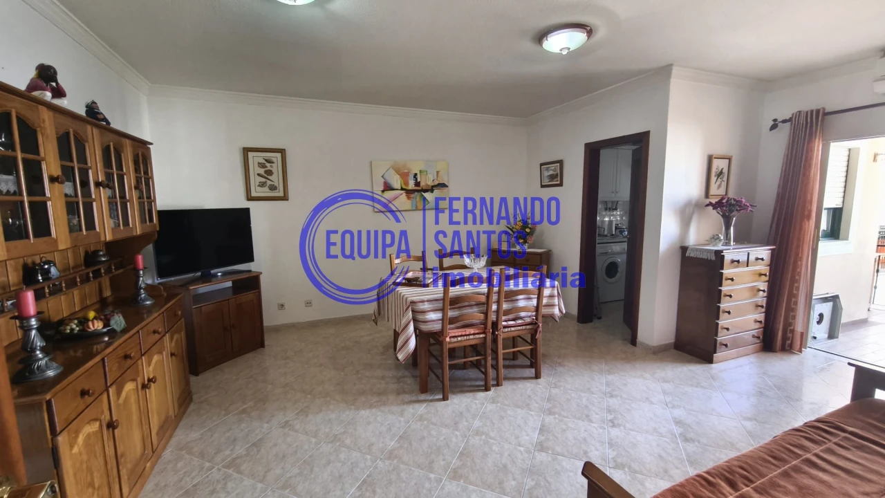 Apartamento T1 para Venda em Armação de Pera Foto 1