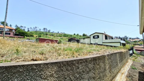 Moradia T3 para Venda em Fajã da Ovelha