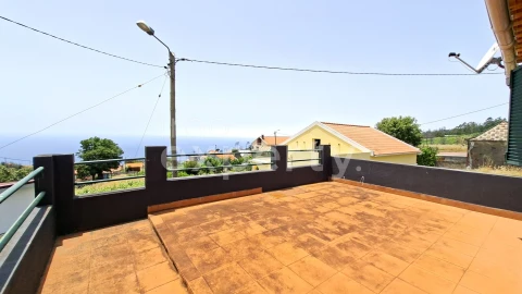 Moradia T3 para Venda em Fajã da Ovelha